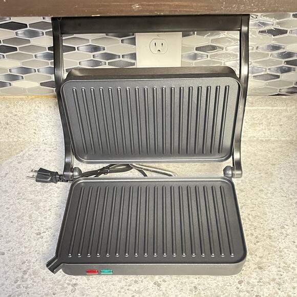 Wolfgang Puck Panini Duet Nonstick Stainless Steel Panini Maker Griddle Grill - Picture 2 of 5